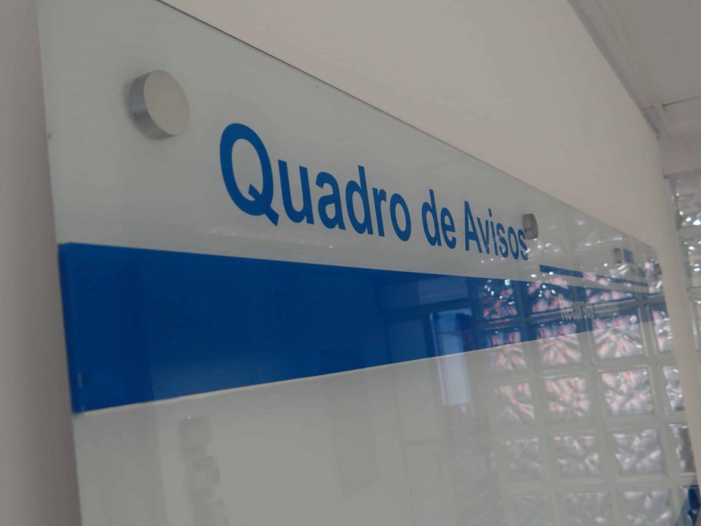 Quadro de avisos: modernidade ao seu alcance 1 Q.Avisos Pers. Magn 34